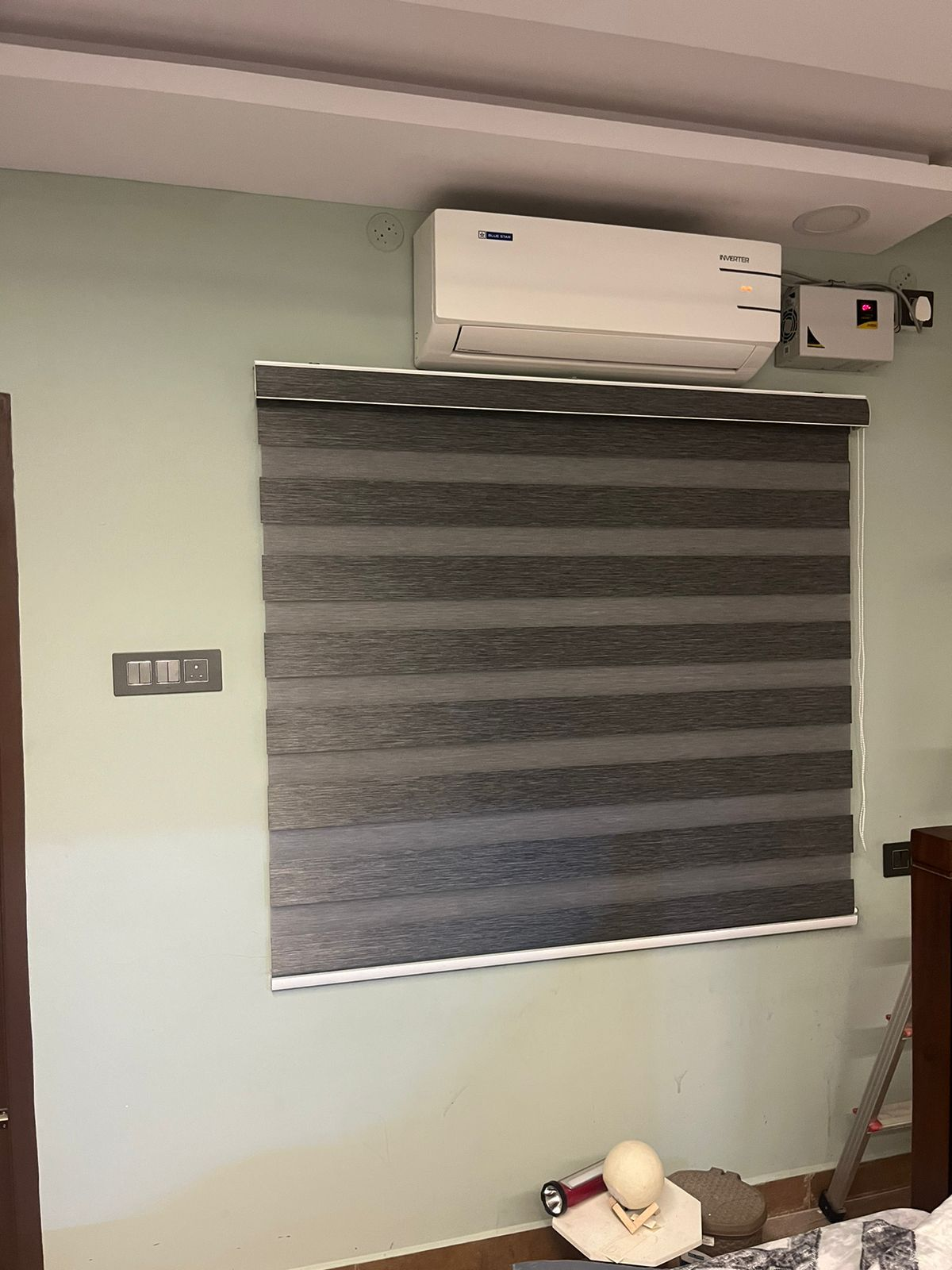 Dual Layer Zebra Blinds with Alternating Stripes - Grey